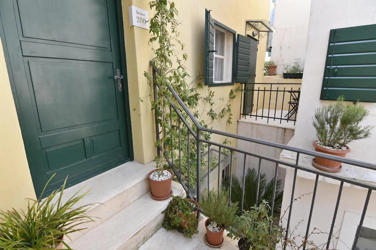 Divota Apartment Hotel Split