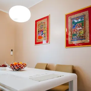 suites-one.hotelinzadar.com/