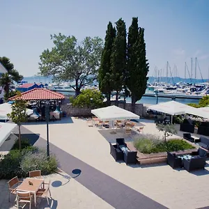 youth-hostel-zadar.hotelinzadar.com/